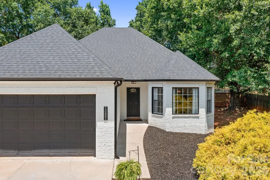 12601 Mayes Road Huntersville NC 28078