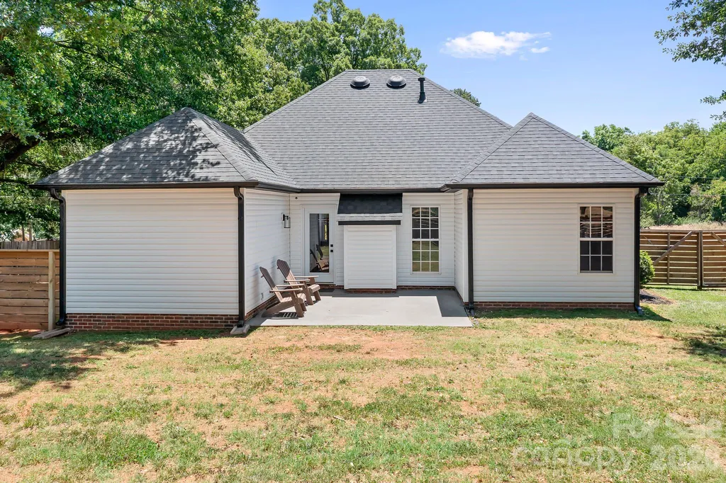12601 Mayes Road Huntersville NC 28078