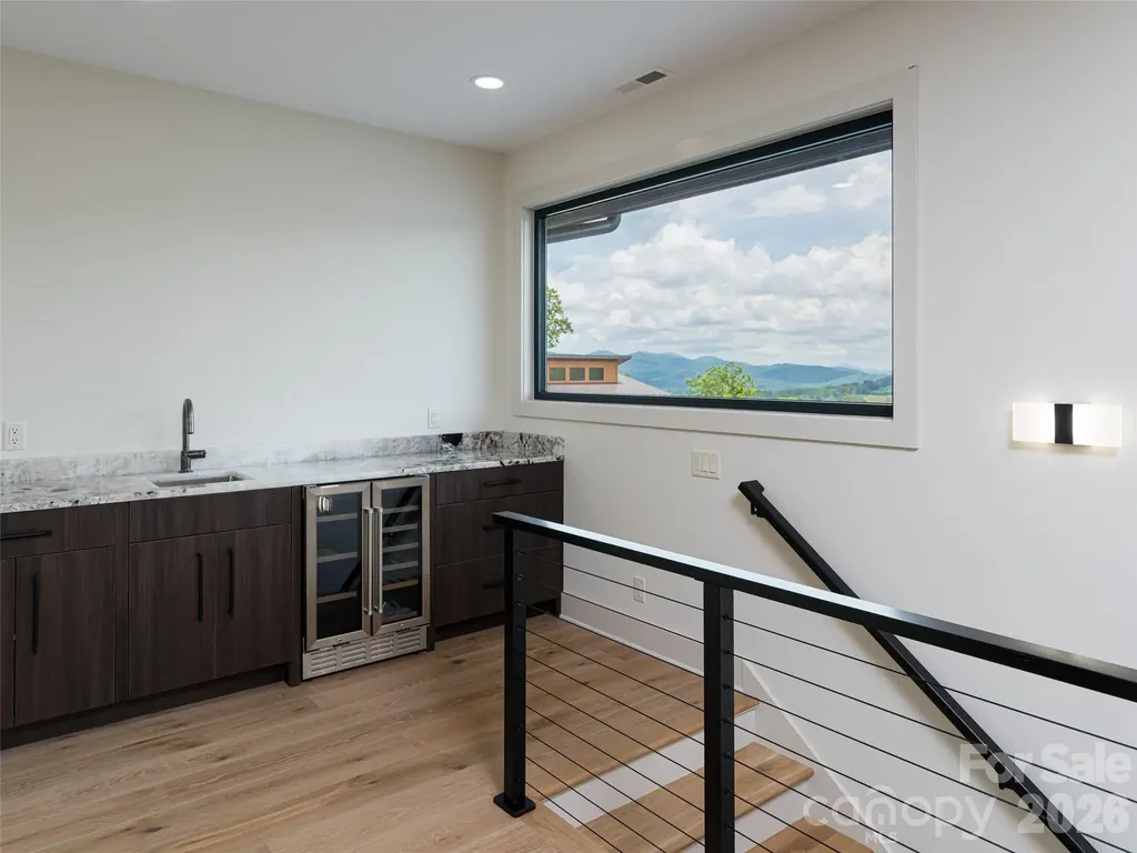24 S Watchman Drive Hendersonville NC 28791