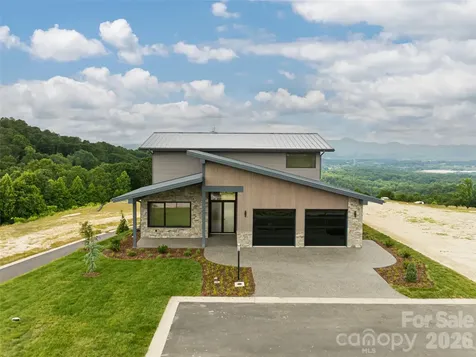 24 S Watchman Drive Hendersonville NC 28791