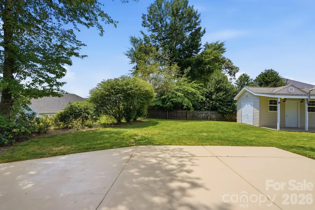 208 Harris Farm Road Mooresville NC 28115