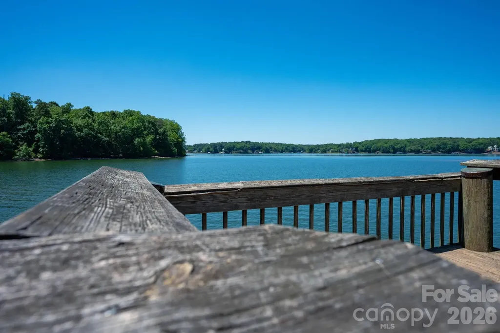 162 Clark Cove Road Statesville NC 28677