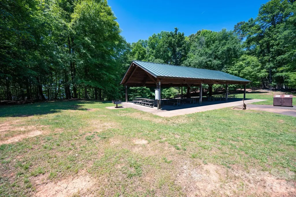 162 Clark Cove Road Statesville NC 28677
