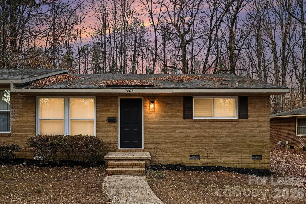 5003 Lakecrest Drive Charlotte NC 28215