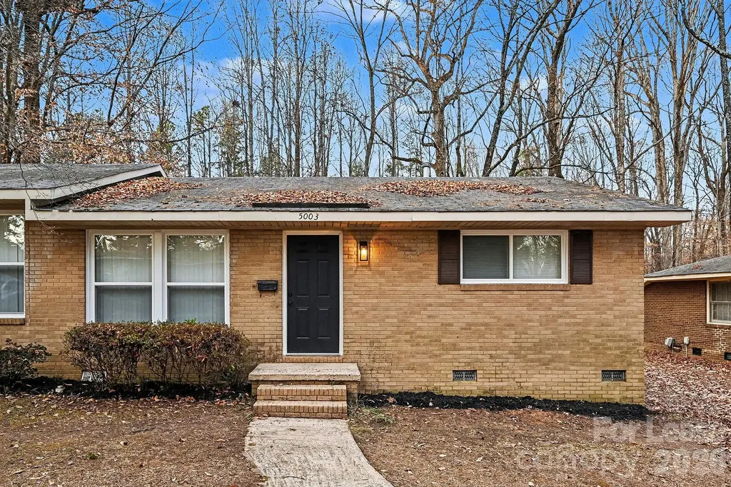 5003 Lakecrest Drive Charlotte NC 28215