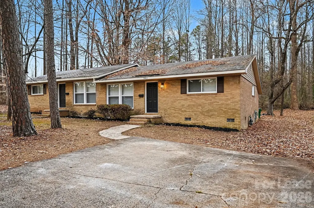 5003 Lakecrest Drive Charlotte NC 28215