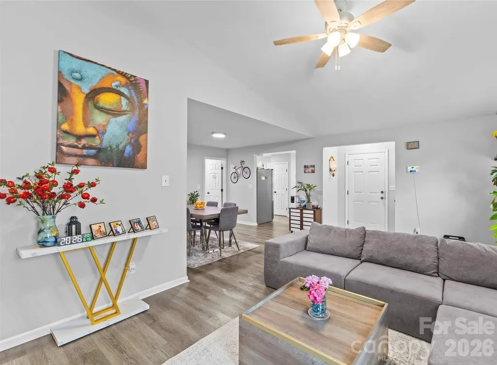 7130 Bluff Wood Cove Charlotte NC 28212