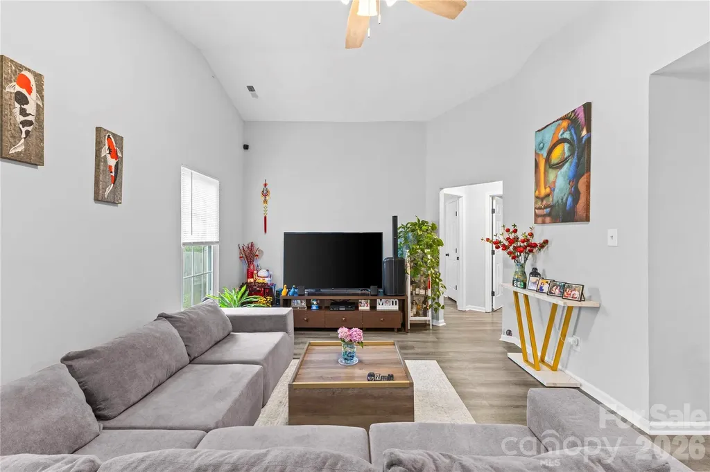 7130 Bluff Wood Cove Charlotte NC 28212