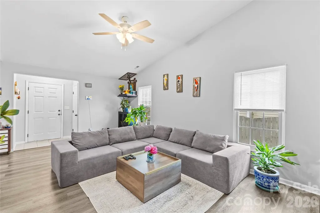 7130 Bluff Wood Cove Charlotte NC 28212