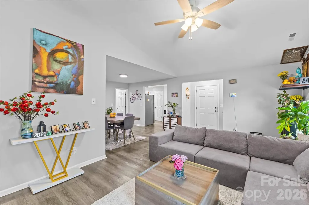 7130 Bluff Wood Cove Charlotte NC 28212