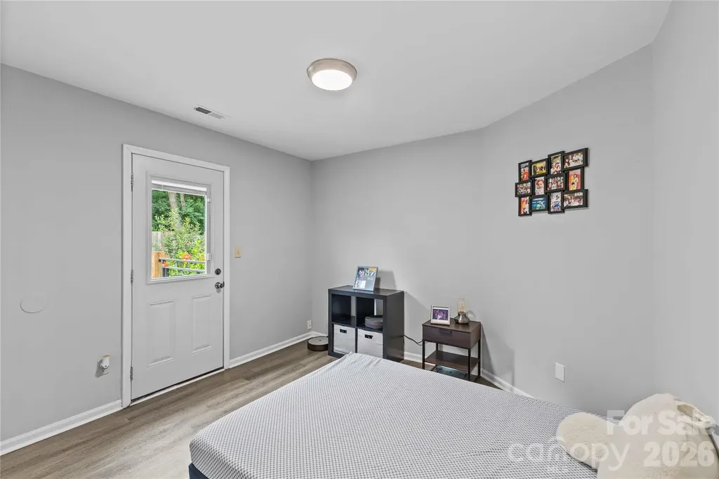 7130 Bluff Wood Cove Charlotte NC 28212