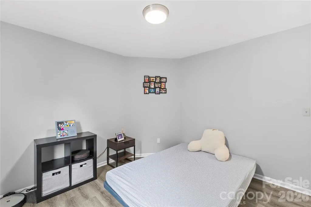 7130 Bluff Wood Cove Charlotte NC 28212