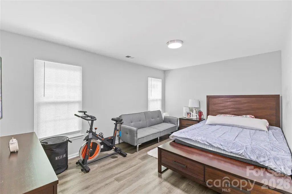 7130 Bluff Wood Cove Charlotte NC 28212