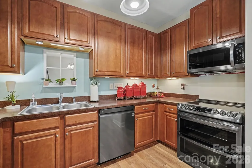 9640 Storybook Avenue NW Concord NC 28027