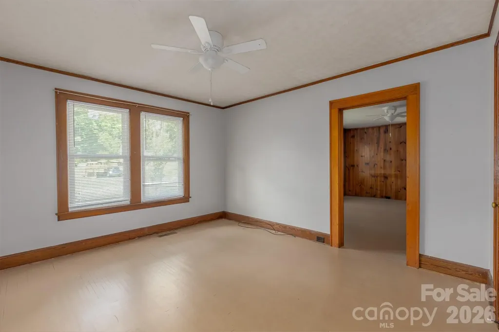 46 Gilkey Street Marion NC 28752