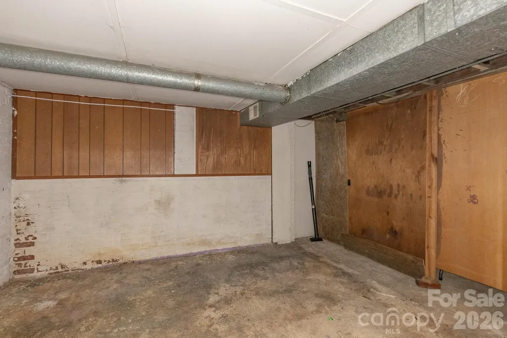 46 Gilkey Street Marion NC 28752