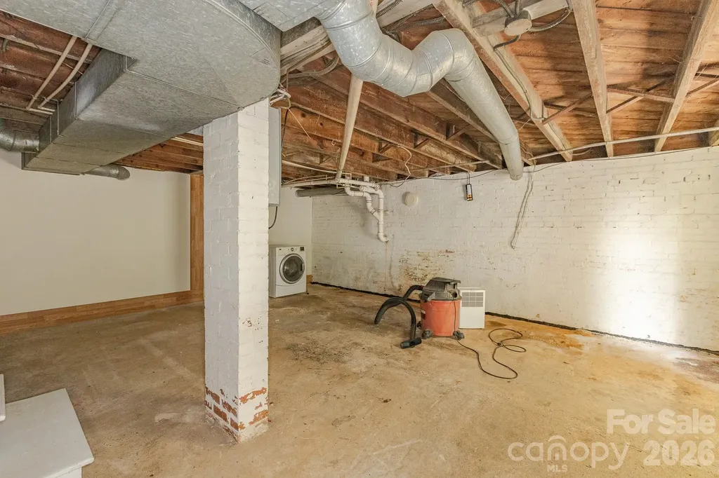 46 Gilkey Street Marion NC 28752
