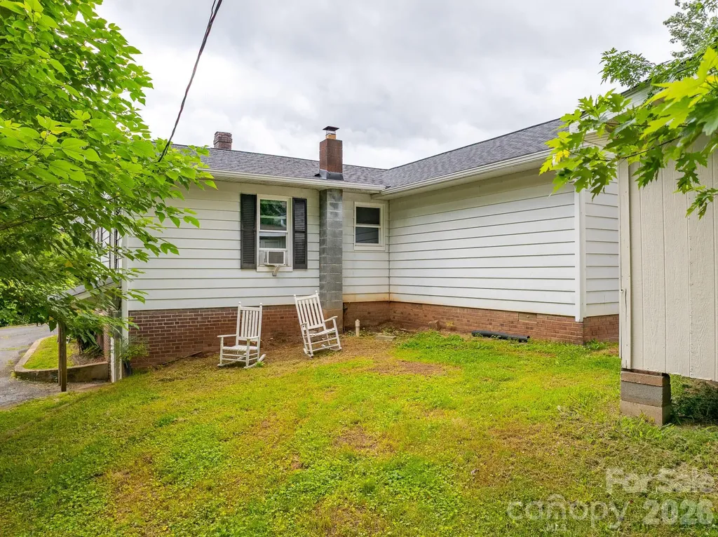 46 Gilkey Street Marion NC 28752
