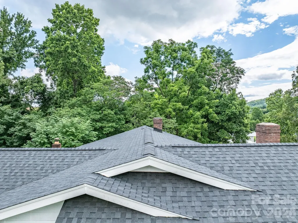 46 Gilkey Street Marion NC 28752