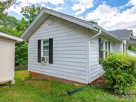 46 Gilkey Street Marion NC 28752