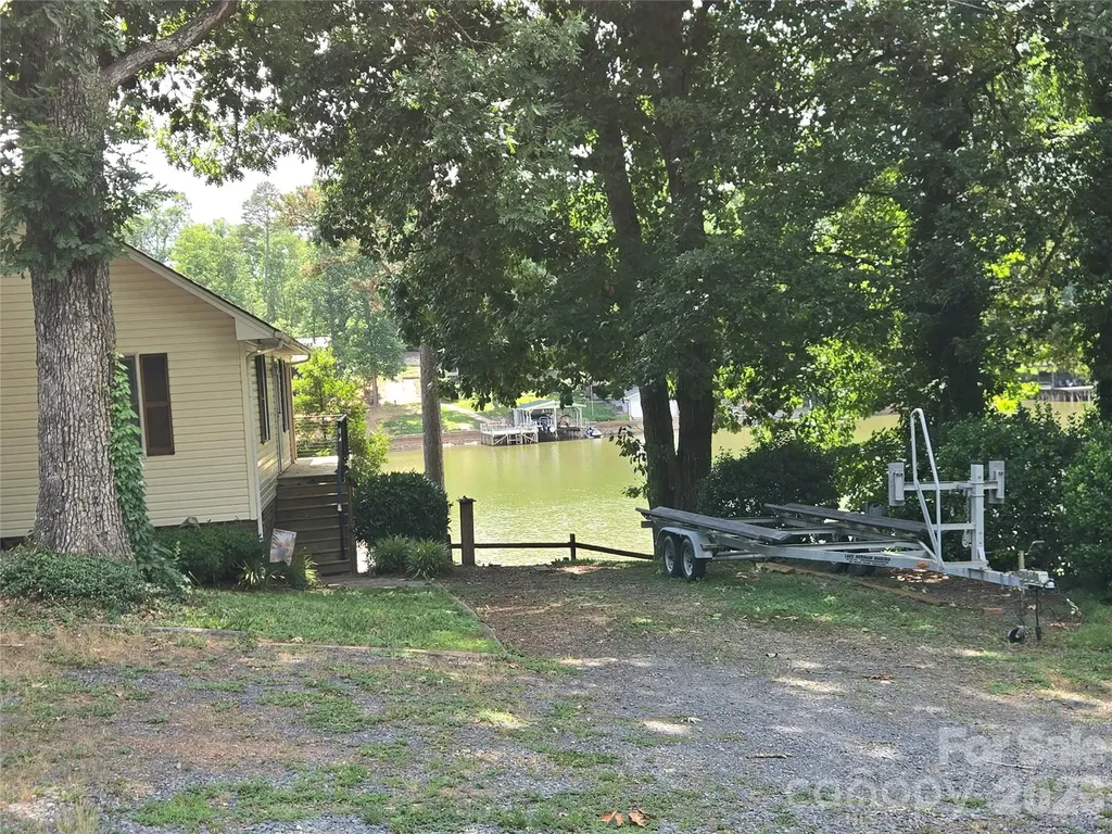 0 Pinehaven Drive Badin Lake NC 28127