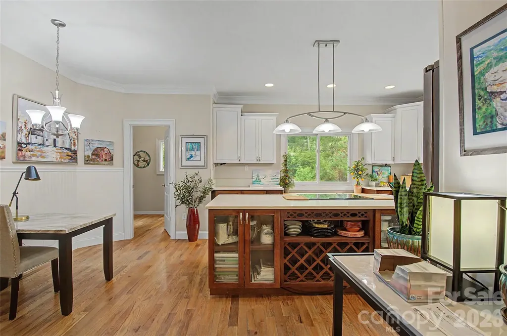 312 Benjamin Way Hendersonville NC 28792