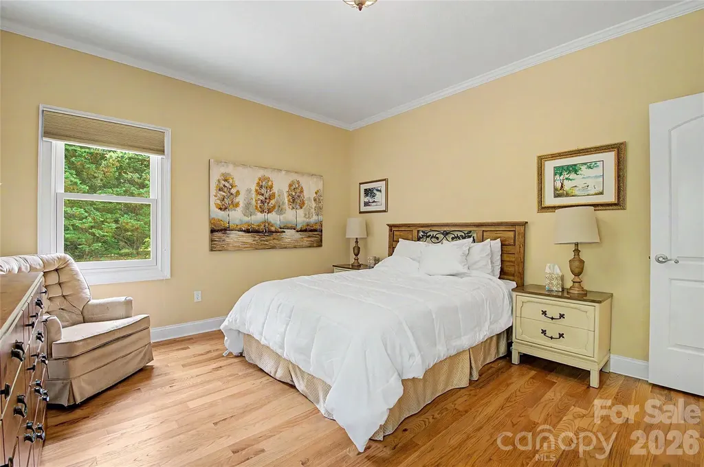 312 Benjamin Way Hendersonville NC 28792