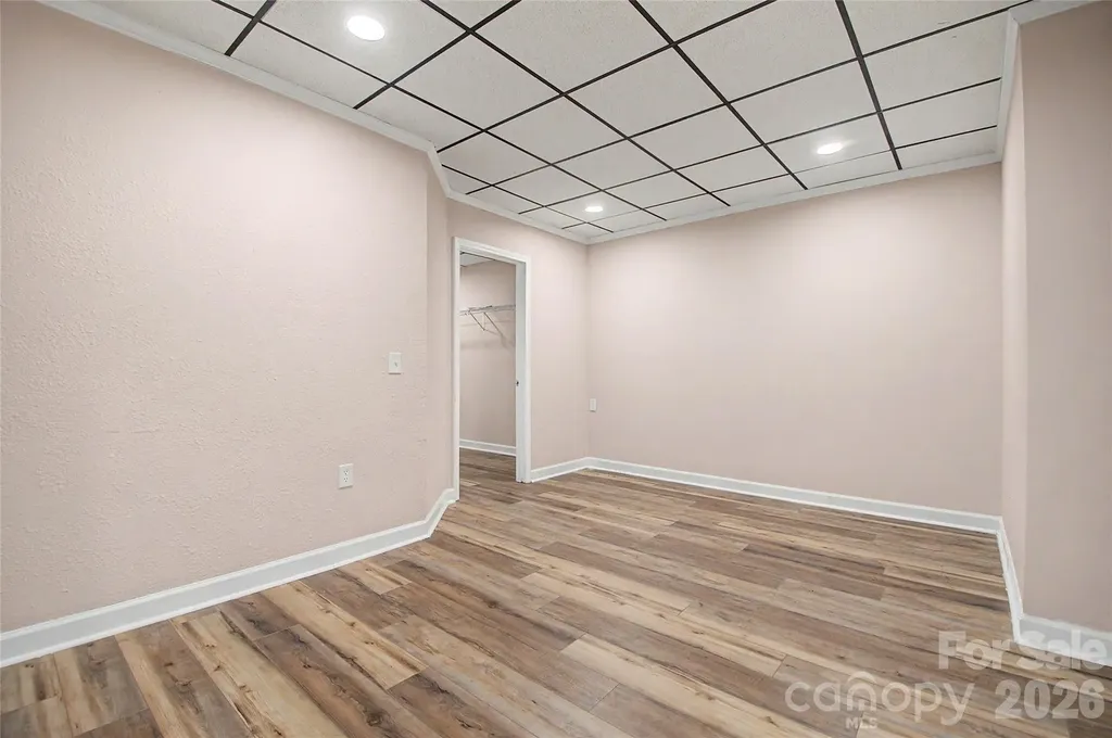 312 Benjamin Way Hendersonville NC 28792