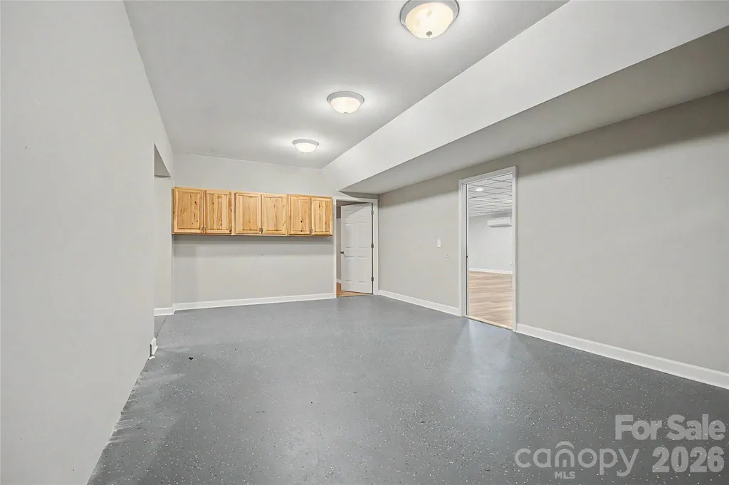 312 Benjamin Way Hendersonville NC 28792