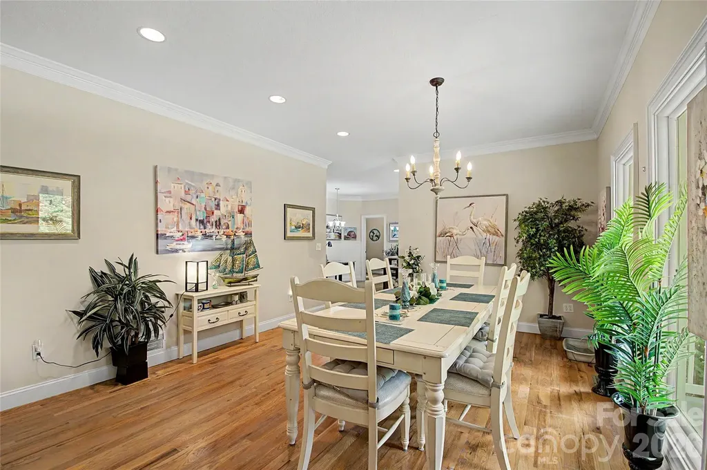 312 Benjamin Way Hendersonville NC 28792