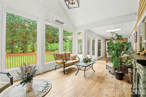 312 Benjamin Way Hendersonville NC 28792