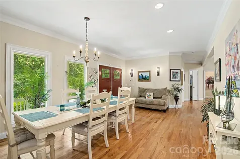 312 Benjamin Way Hendersonville NC 28792