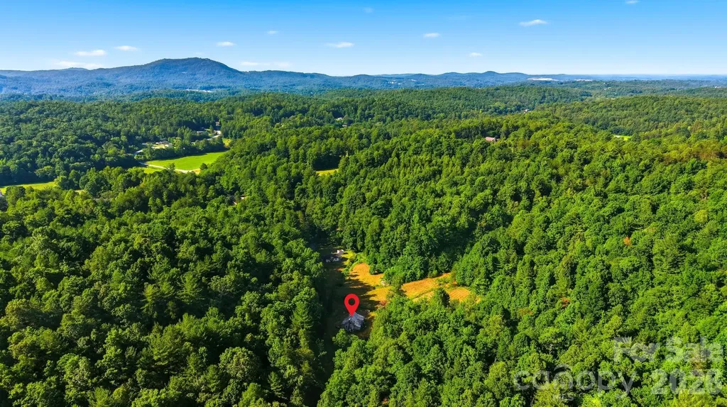 2784 St John Road Lenoir NC 28645