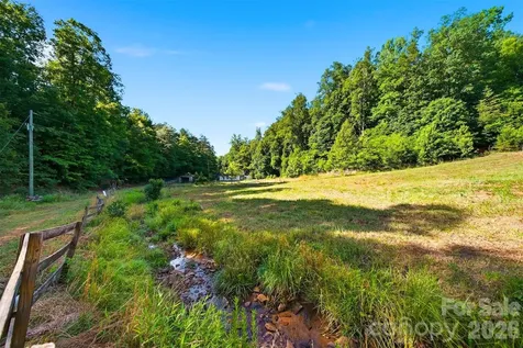 2784 St John Road Lenoir NC 28645