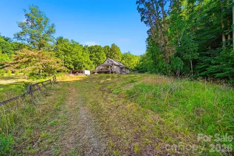 2784 St John Road Lenoir NC 28645