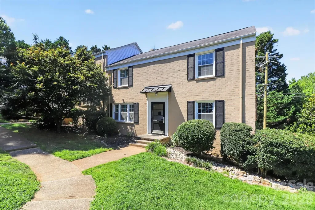 219 Wakefield Drive Charlotte NC 28209