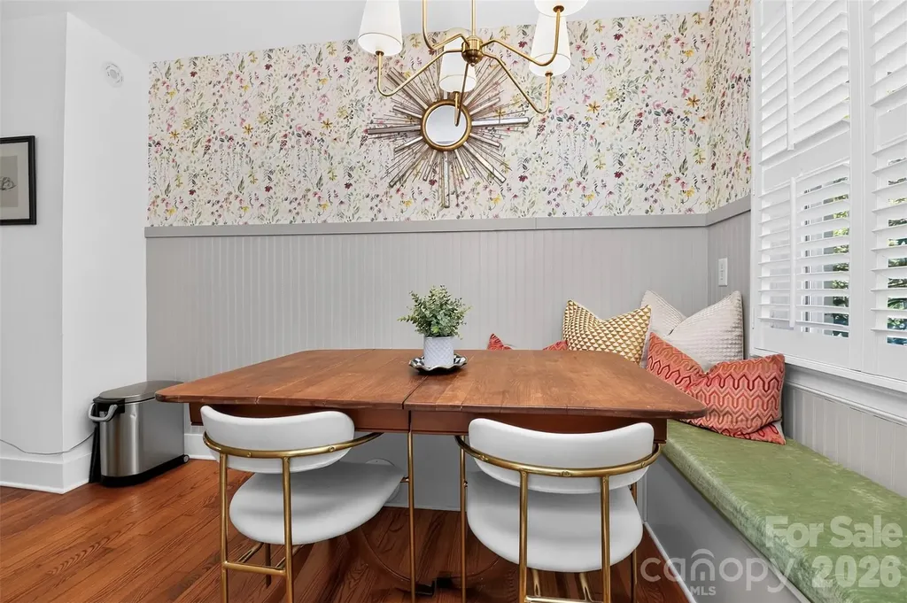 219 Wakefield Drive Charlotte NC 28209