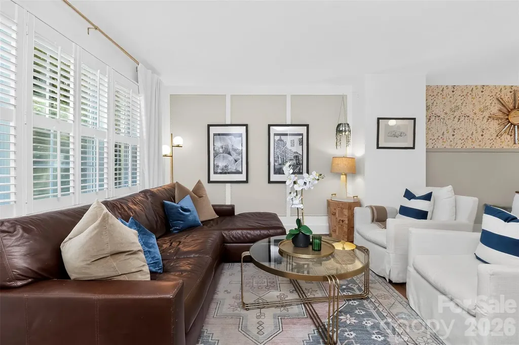 219 Wakefield Drive Charlotte NC 28209