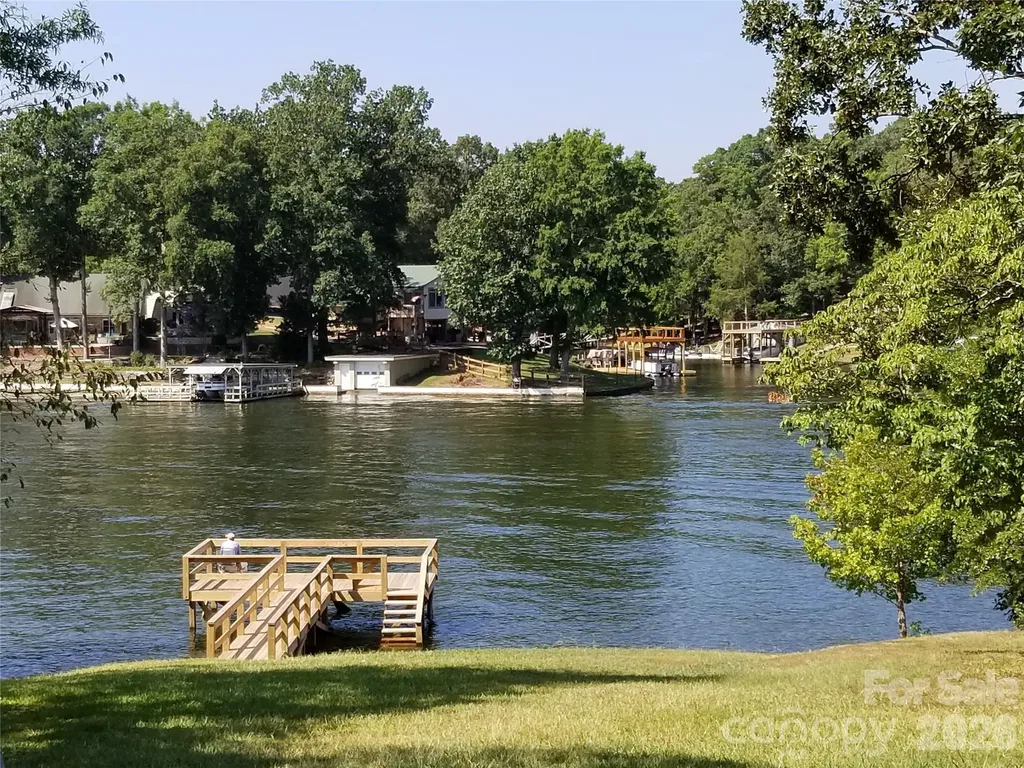 0 Fifth Avenue Badin Lake NC 28127