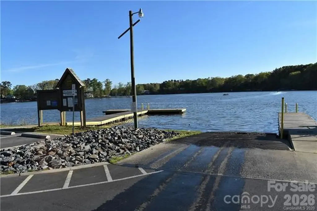 0 Fifth Avenue Badin Lake NC 28127