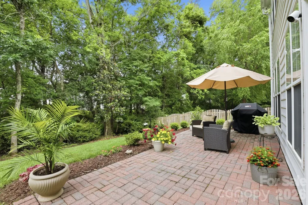 12044 Humboldt Drive Charlotte NC 28277