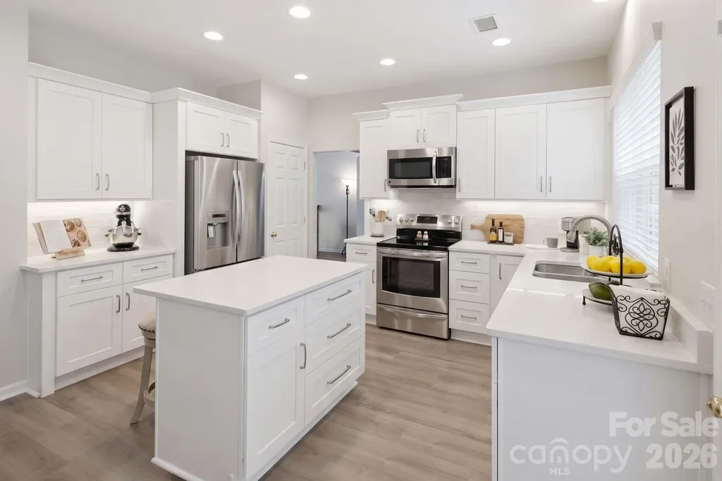 12044 Humboldt Drive Charlotte NC 28277