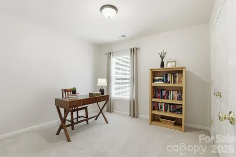 12044 Humboldt Drive Charlotte NC 28277