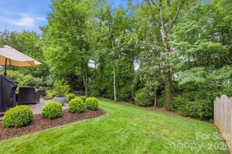 12044 Humboldt Drive Charlotte NC 28277