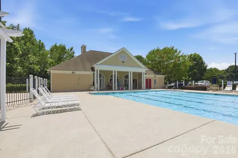 12044 Humboldt Drive Charlotte NC 28277