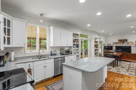 6 Southbrook Drive Fletcher NC 28732