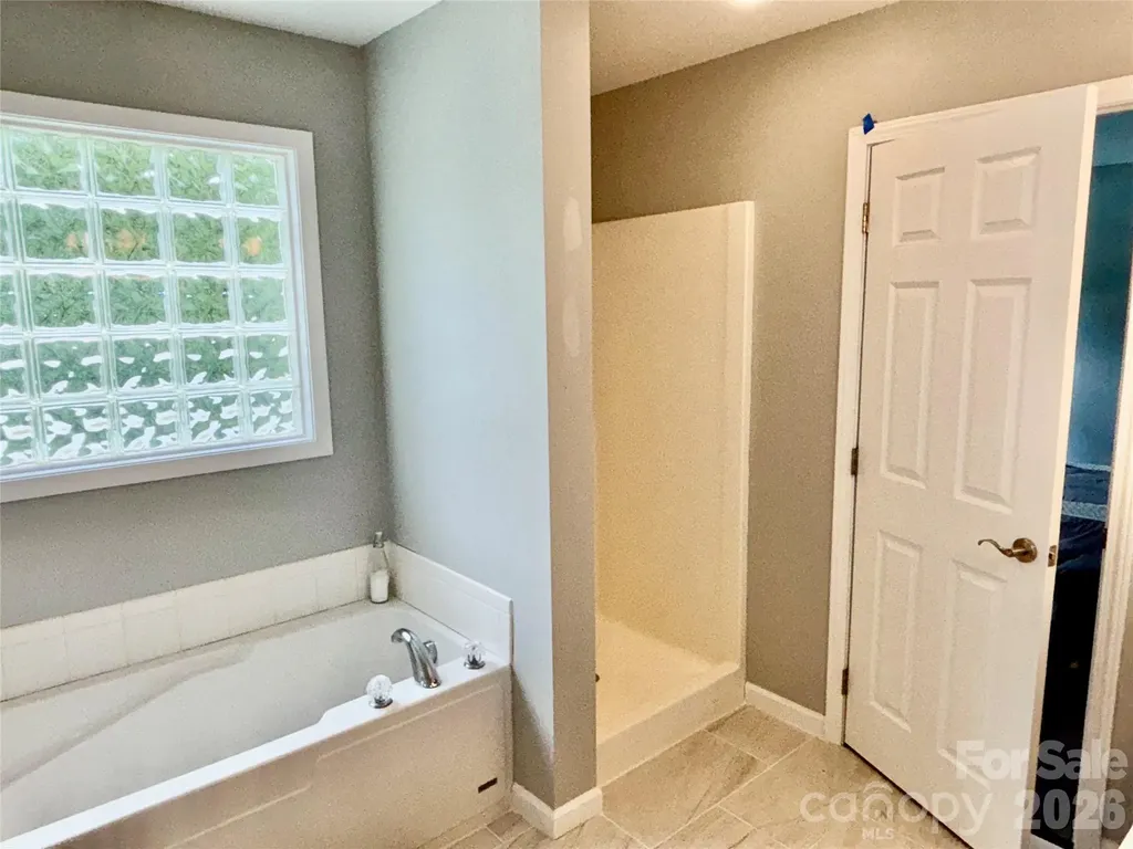 229 17th Avenue SE Hickory NC 28602