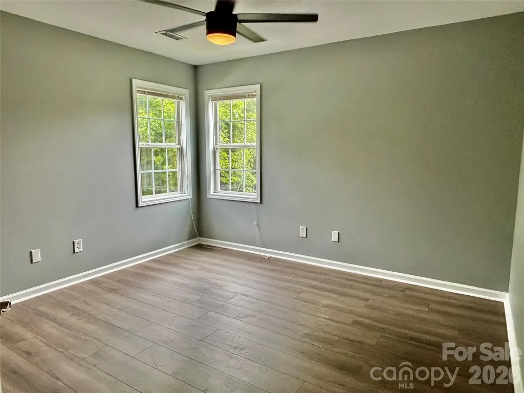 229 17th Avenue SE Hickory NC 28602