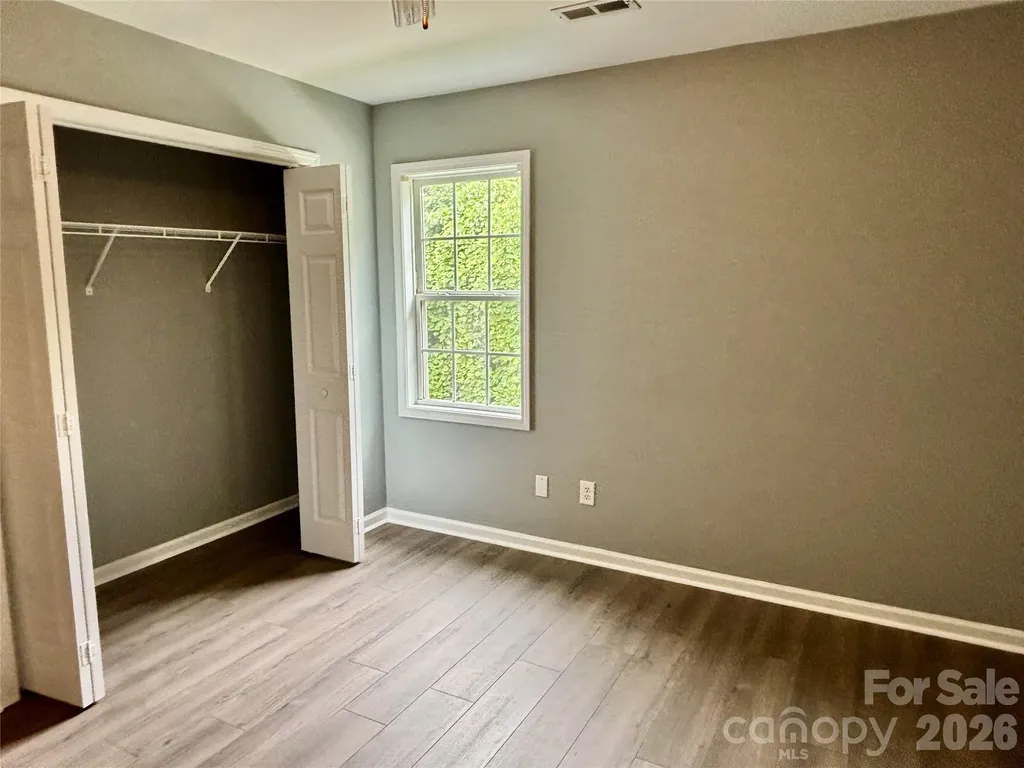229 17th Avenue SE Hickory NC 28602