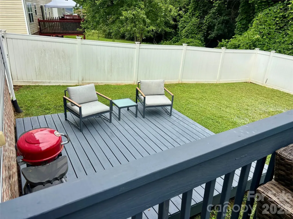 229 17th Avenue SE Hickory NC 28602